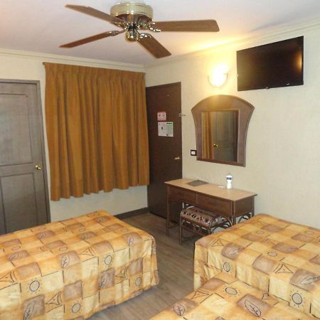 Hotel Plaza Crystal Xalapa Exteriör bild