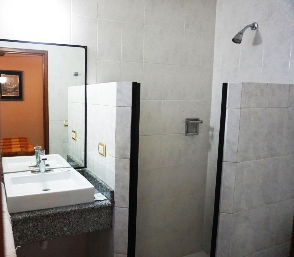 Hotel Plaza Crystal Xalapa Exteriör bild