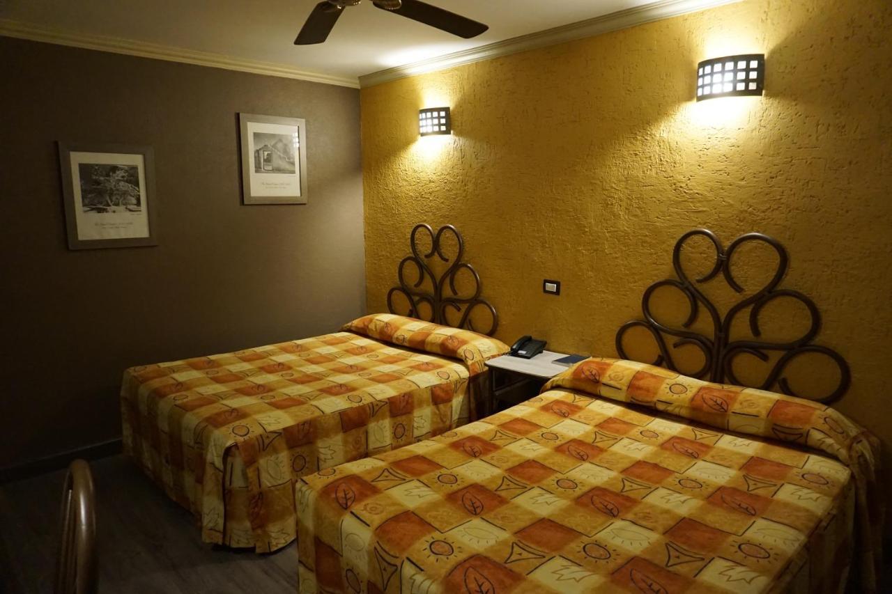 Hotel Plaza Crystal Xalapa Exteriör bild